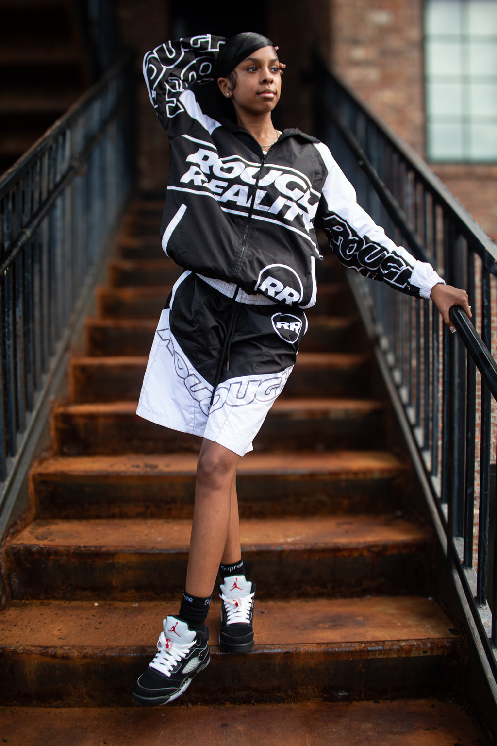 "BLACKOUT" Summer set