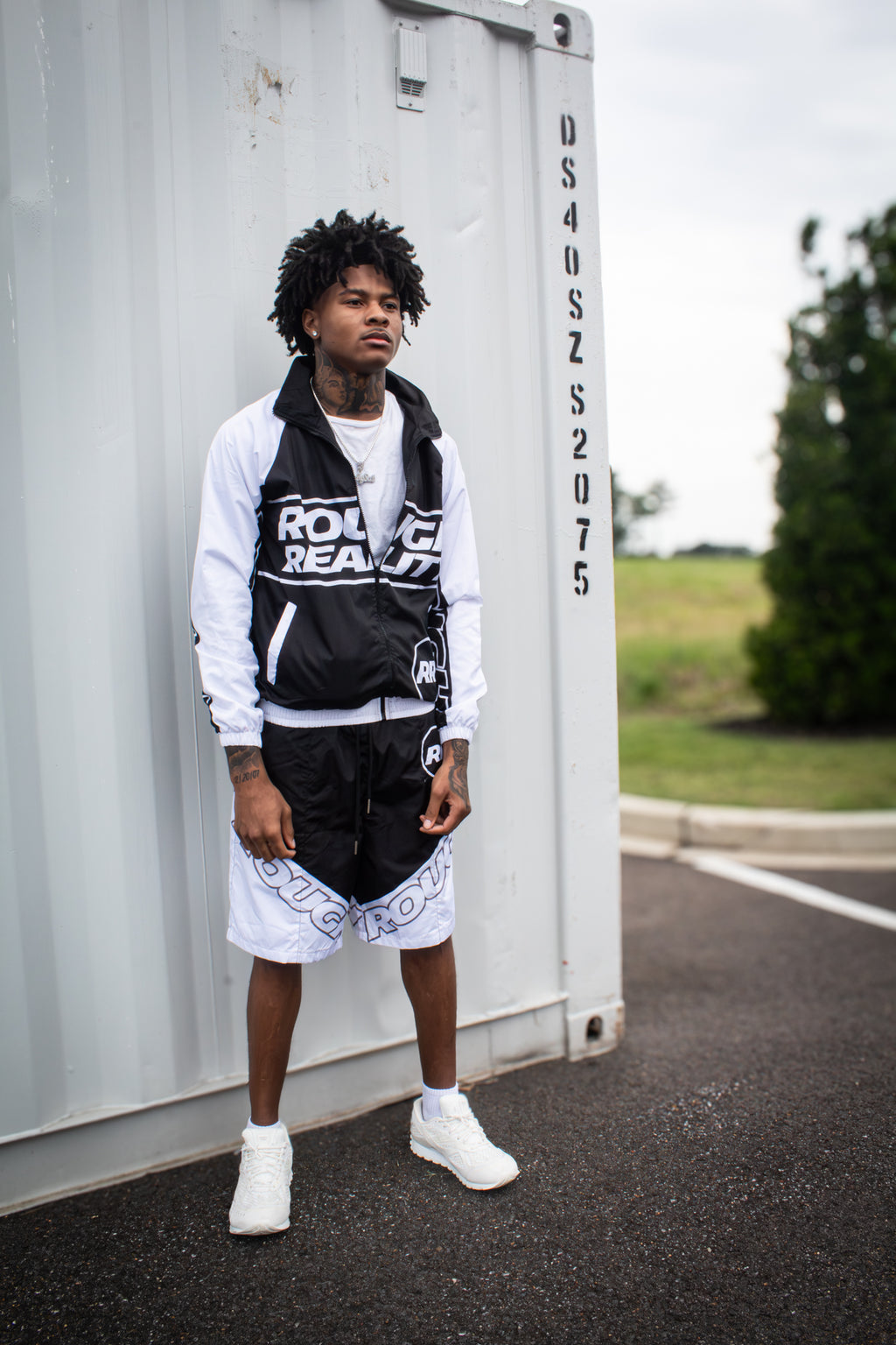 "BLACKOUT" Summer set